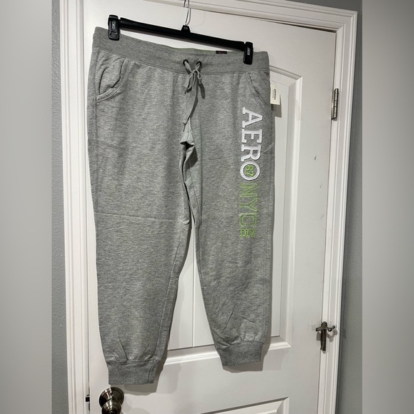 NEW NWT Heather gray grey Aeropostale jogger sweats Sz L large - Picture 1 of 8